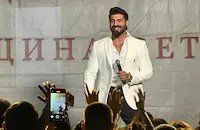 Фики зарадва феновете на празника на Ветово