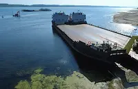 Сушата блокира ферибота в Оряхово