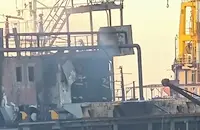 Пожар обхвана кораб в румънското пристанище Мидия