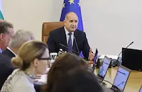 Румен Радев: Пет вертолета са готови за гасене на пожари