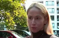 Тийнейджъри удариха с парче бетон колата на Невяна Владинова