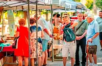 Розово масло и биволски продукти превземат фермерския пазар в Русе