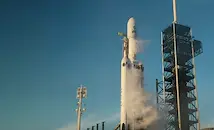 Ракета на „СпейсЕкс“ изстреля новия космически телескоп на НАСА