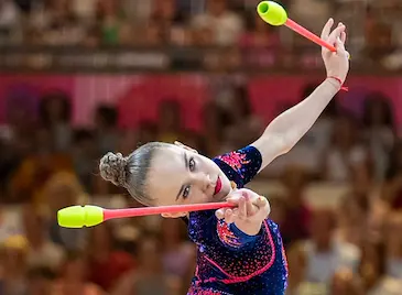 Стилияна Николова стана световна шампионка на бухалки!