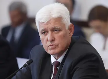 Американските самолети цистерни напуснаха базата в Безмер