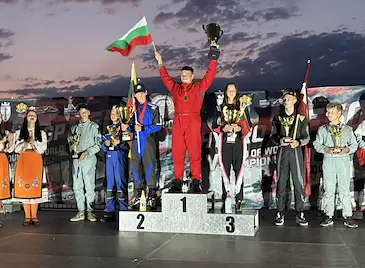Петър Стоянов донесе първа европейска купа по водомоторен спорт в Русе
