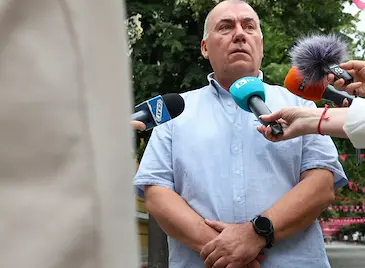 Търговец нападна инспектори на НАП в Слънчев бряг