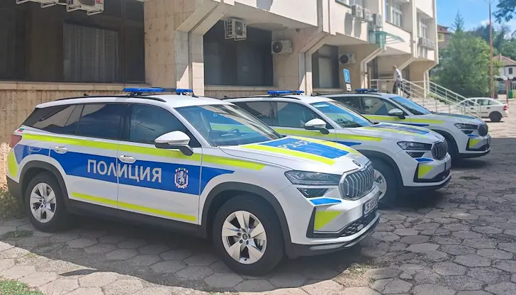 Автомобилите са предназначени за патрулно-постовата дейност Автомобилите са предназначени за патрулно-постовата дейност