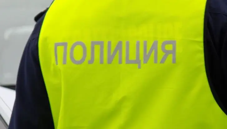 Нарушителят е хванат с екипировка на пътен полицай Нарушителят е хванат с екипировка на пътен полицай