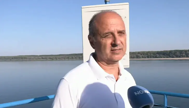 Кризата на река Дунав: Заседнали кораби и транспортни затруднения