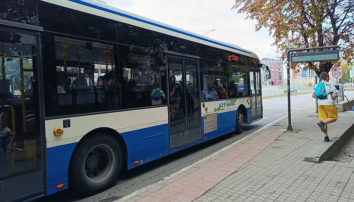 Благомир Коцев запазва автоматите за хартиени билети