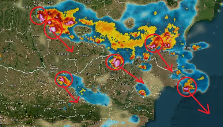 Буреносни зони се движат към ключови градове в Северна България Буреносни зони се движат към ключови градове в Северна България