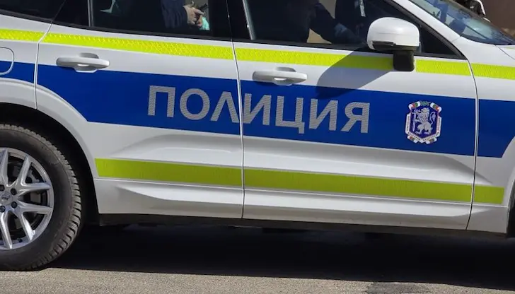 Полицията в Стара Загора след сигнал от непълнолетни Полицията в Стара Загора след сигнал от непълнолетни