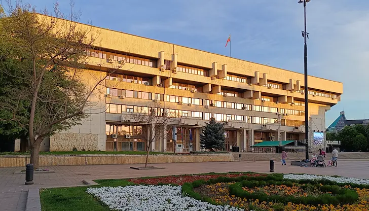 Дискусията е отворена за граждани, бизнес и неправителствени организации. Дискусията е отворена за граждани, бизнес и неправителствени организации.