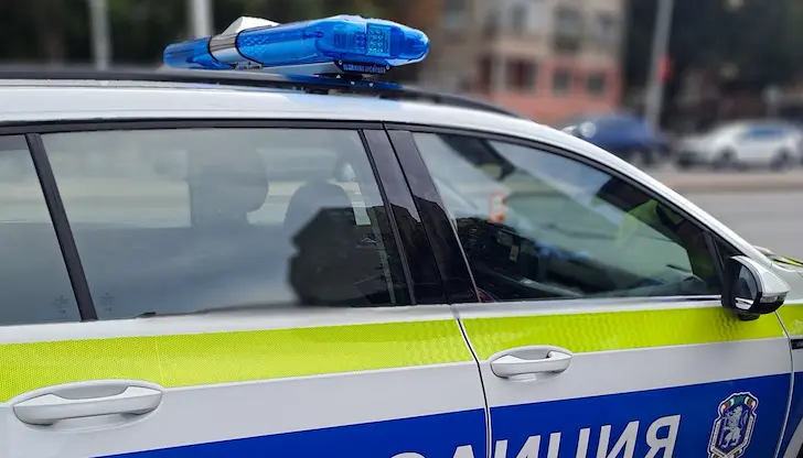Инцидент в село Сеслав: Жена пострада при катастрофа