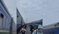 Влак с дипломати е пътувал точно пред ударения от дрон локомотив в Украйна