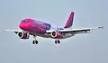 Пиян българин буйства в самолет на Wizz Air