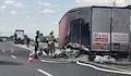 Горящ камион затруднява трафика на АМ "Тракия"