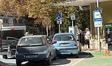 Две коли катастрофираха след двойно нарушение в центъра на Русе