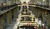 Руски молове губят по 250 000 рубли месечно заради явлението "foodcourting"