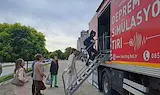 Варненци изпитаха земетресение с магнитуд 7,8 по Рихтер в камион - симулатор