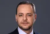 Повдигнаха обвинение на Борислав Сандов по случая "Петрохан"