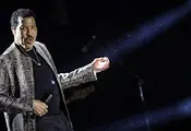 Лайънъл Ричи влезе в болница след концерт