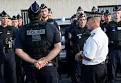 Британската полиция арестува петима мъже по подозрение в тероризъм