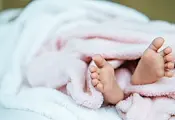 Жена роди бебе от замразен преди 22 години ембрион Жена роди бебе от замразен преди 22 години ембрион