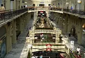Руски молове губят по 250 000 рубли месечно заради явлението "foodcourting"
