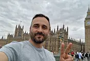 Павел Владимиров е новият водещ на „Сделка или не“