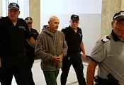 Обвиняемият за палежа на автомобили в София остава в ареста