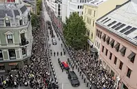 Норвегия се сбогува с "дядото на нацията" крал Харалд V