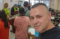 Ицо Хазарта заведе 56 деца на море