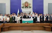 Български ученици спечелиха над 100 медала от международни олимпиади