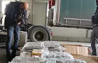 Задържаха ТИР с наркотици за над 2 милиона евро на ГКПП "Лесово"