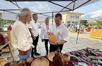 Показаха забравени занаяти на Есенния пазар в Ново село