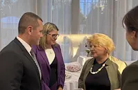 Пенчо Милков обсъди икономическите връзки с Румъния в София
