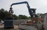 Митница Варна унищожи хиляди опасни детски стоки