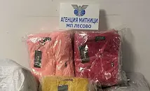 Спряха три ТИР-а с 40 000 фалшиви маркови стоки