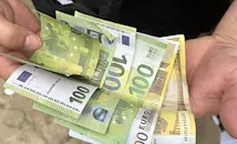 Арестуваха мъж, опитал да плати с фалшиво евро в Исперих