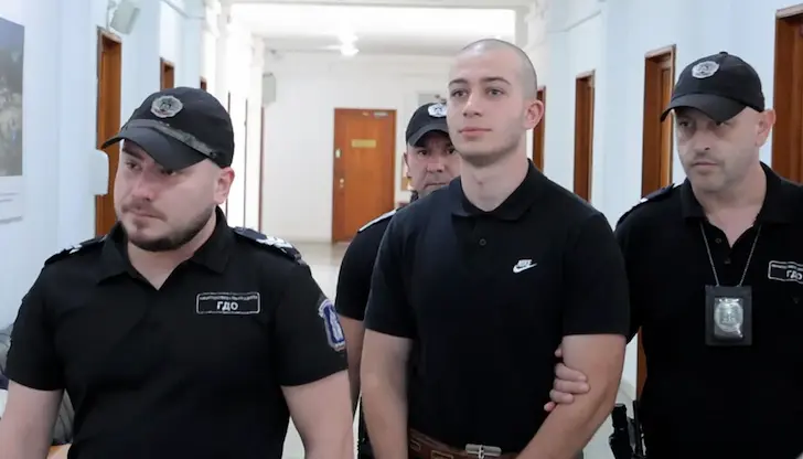 Магистратите изискват запис от техническия преглед на машината Магистратите изискват запис от техническия преглед на машината