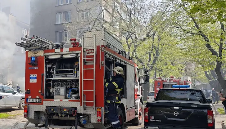 Късо съединение предизвика пожар в Русе