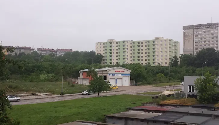 Жители на АОНСУ в Русе алармират за наводнени мазета