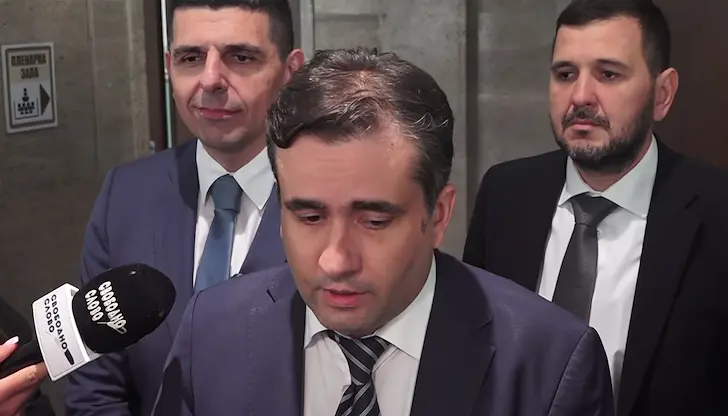 Депутати разобличиха опит на правителството да прикрие инфлацията с фалшиви антикорупционни брифинги