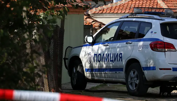 36-годишен мъж се е натъкнал на зловещата находка във фургон 36-годишен мъж се е натъкнал на зловещата находка във фургон