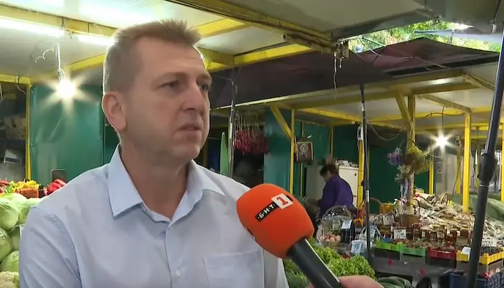 Цени на зеленчуците в Русе: Евтини домати и краставици