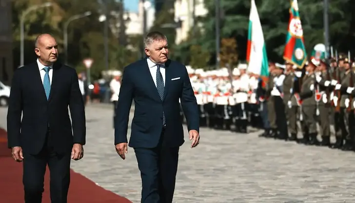 Двамата министър-председатели обсъждат двустранното сътрудничество в София Двамата министър-председатели обсъждат двустранното сътрудничество в София