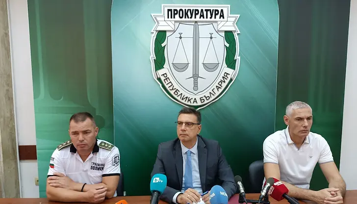 Прокуратурата иска постоянен арест за шофьора на камиона с 340 килограма наркотици Прокуратурата иска постоянен арест за шофьора на камиона с 340 килограма наркотици