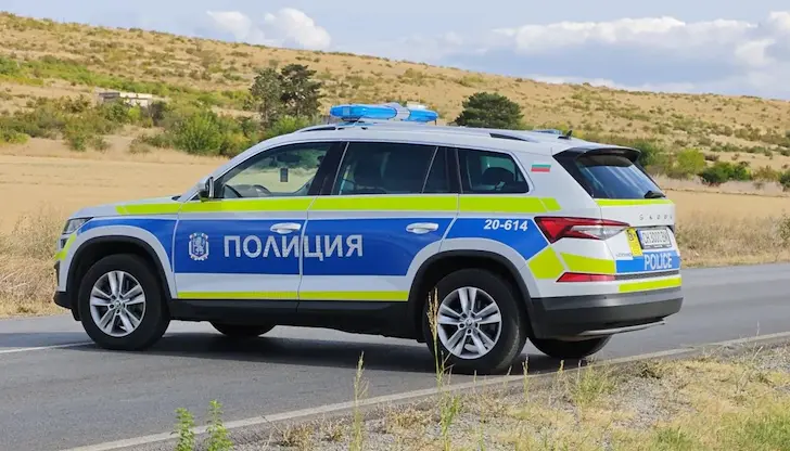 Тежка катастрофа между два автомобила край Червена вода